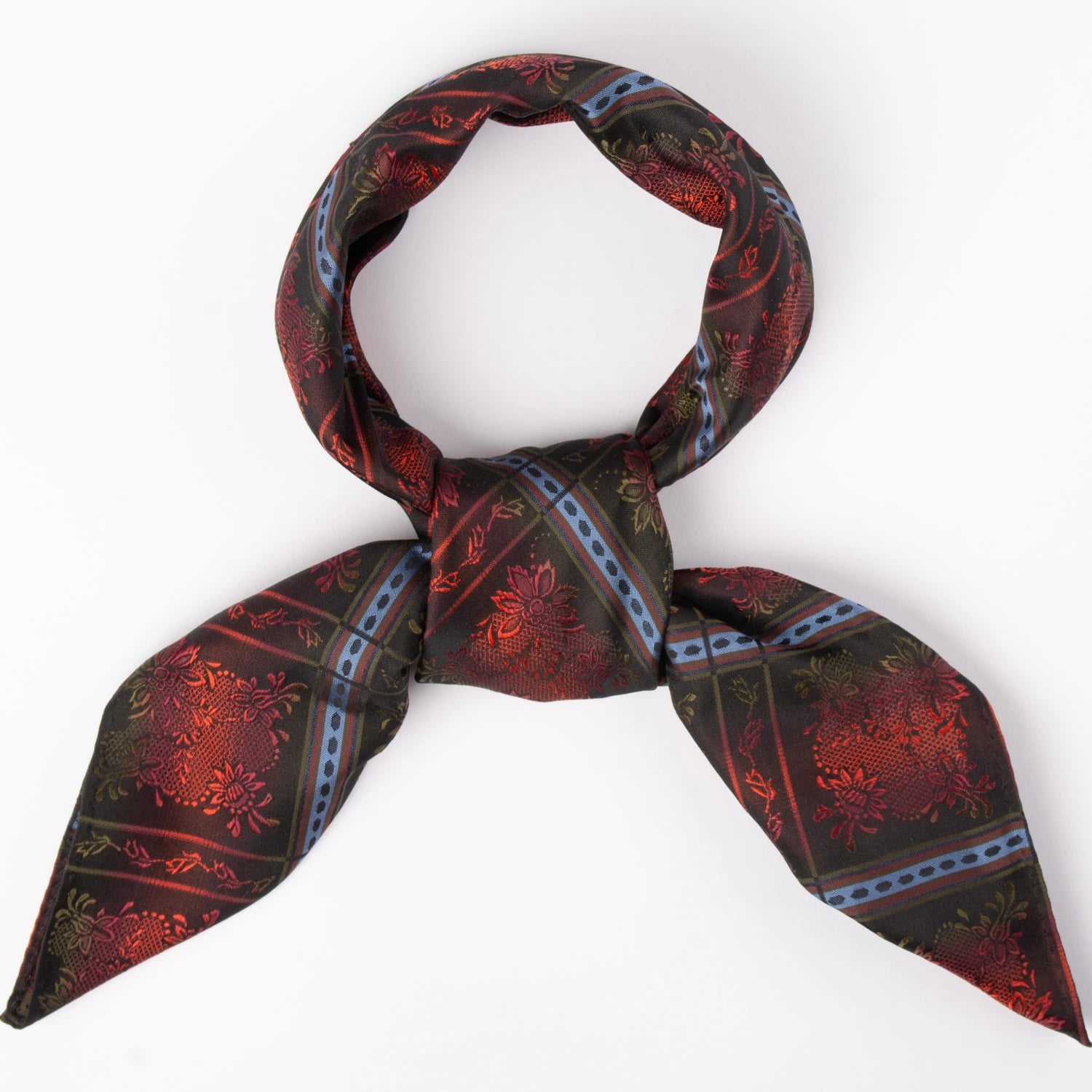 Maria Silkeskjerf  ⎮  3