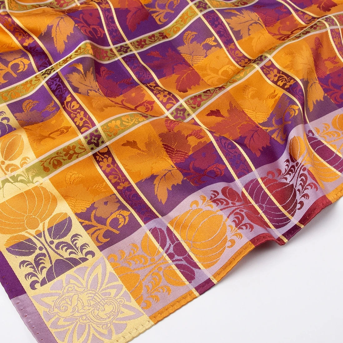 Mimmi Silkeskjerf  ⎮  92