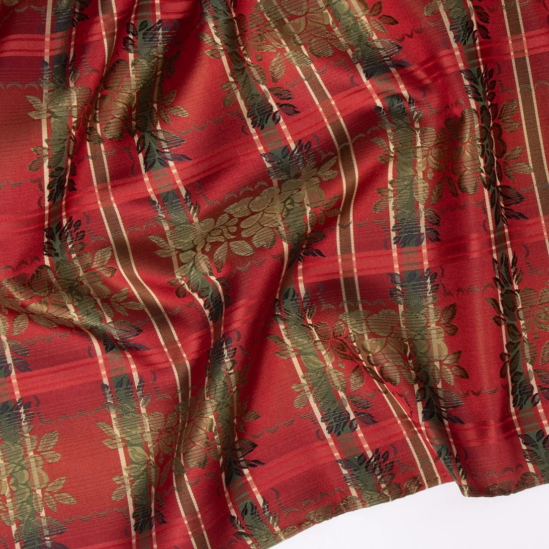 Strauss Silkeskjerf  ⎮  23