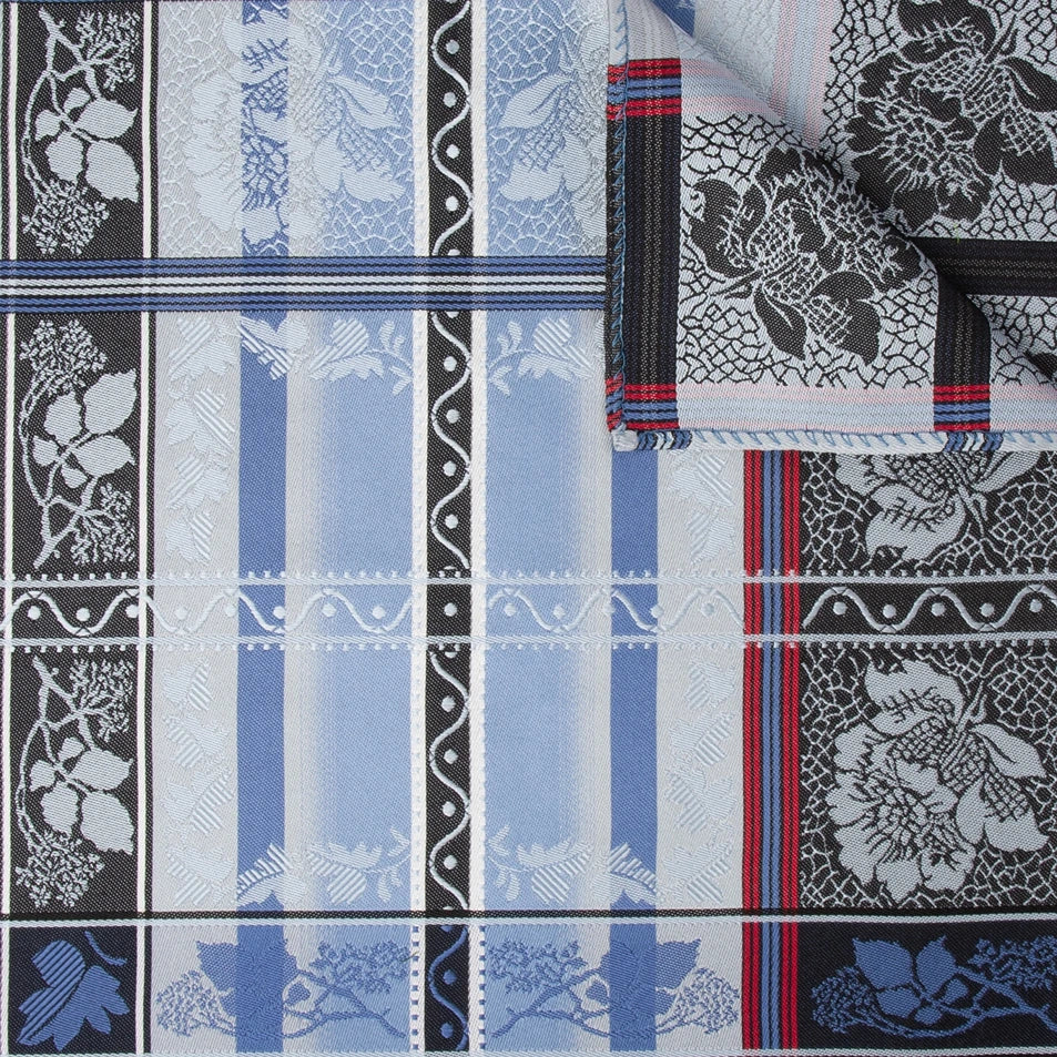 Eufemia Silkeskjerf ⎜ 02