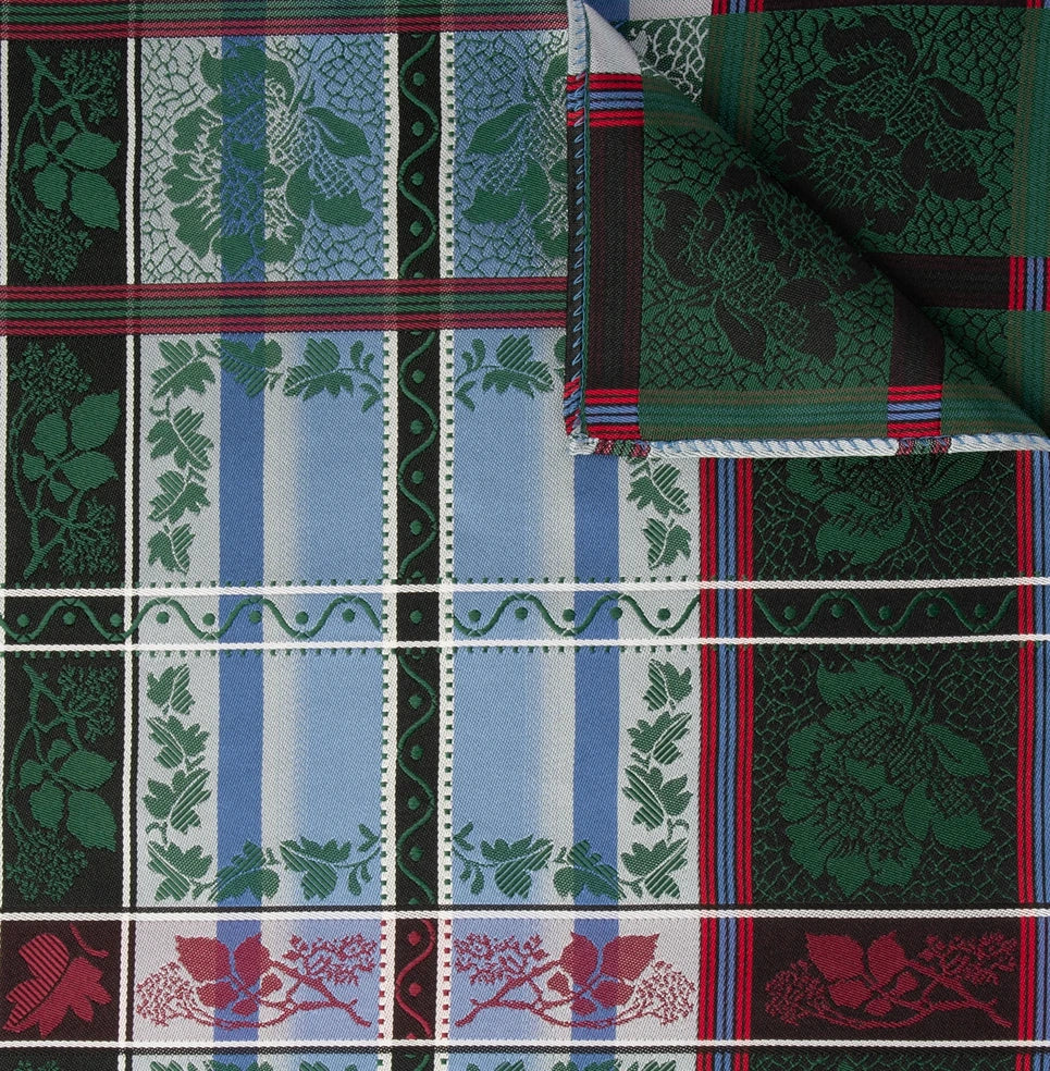 Eufemia Silkeskjerf ⎜ 05