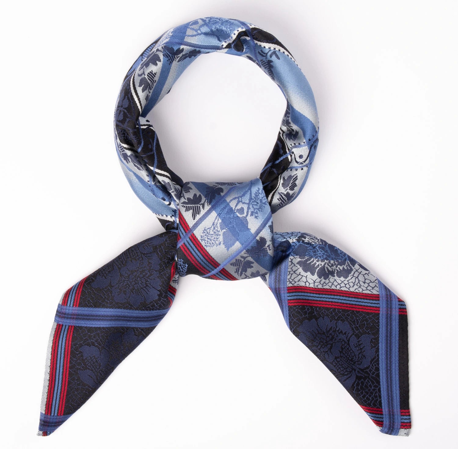 Eufemia Silkeskjerf ⎜ 08