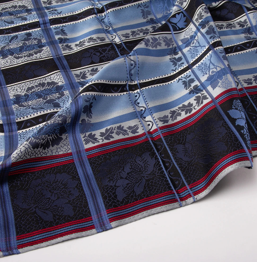 Eufemia Silkeskjerf ⎜ 08