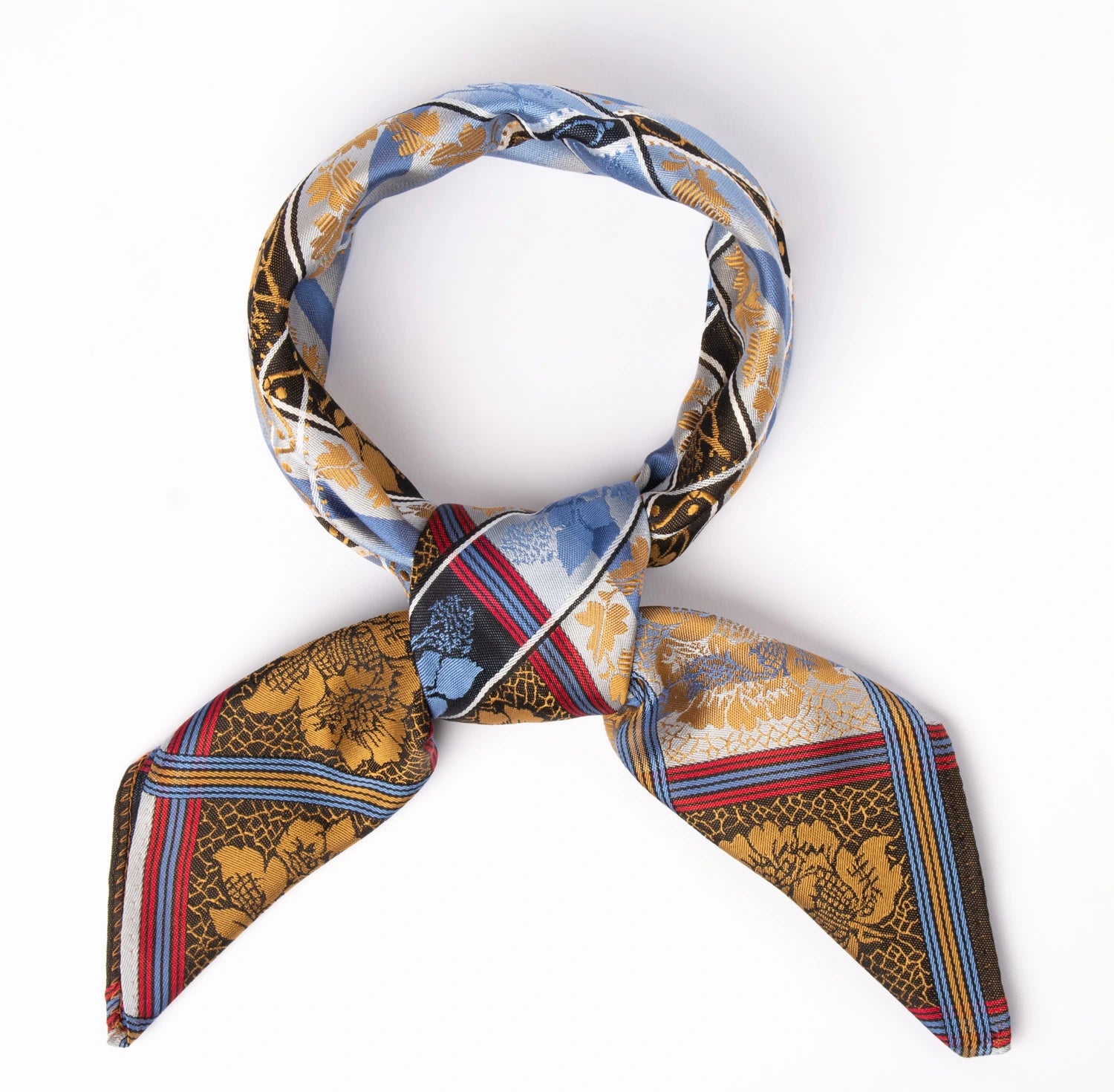 Eufemia Silkeskjerf ⎜ 11