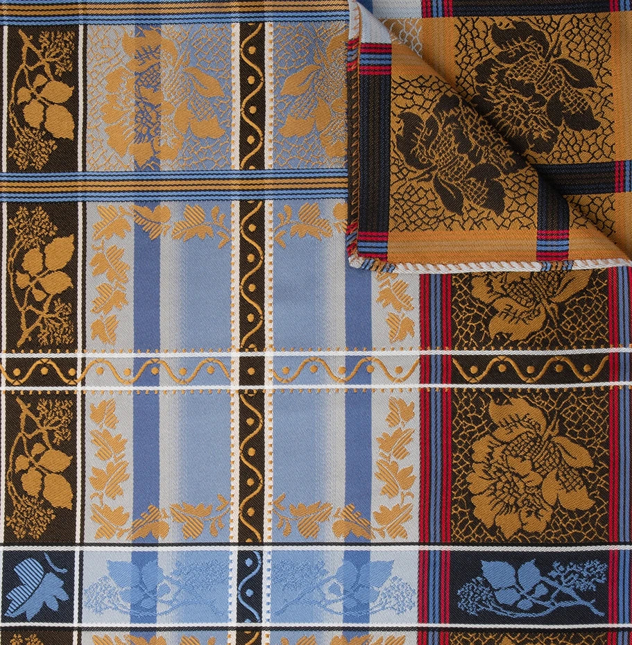 Eufemia Silkeskjerf ⎜ 11