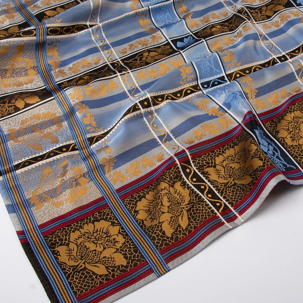 Eufemia Silkeskjerf ⎜ 11