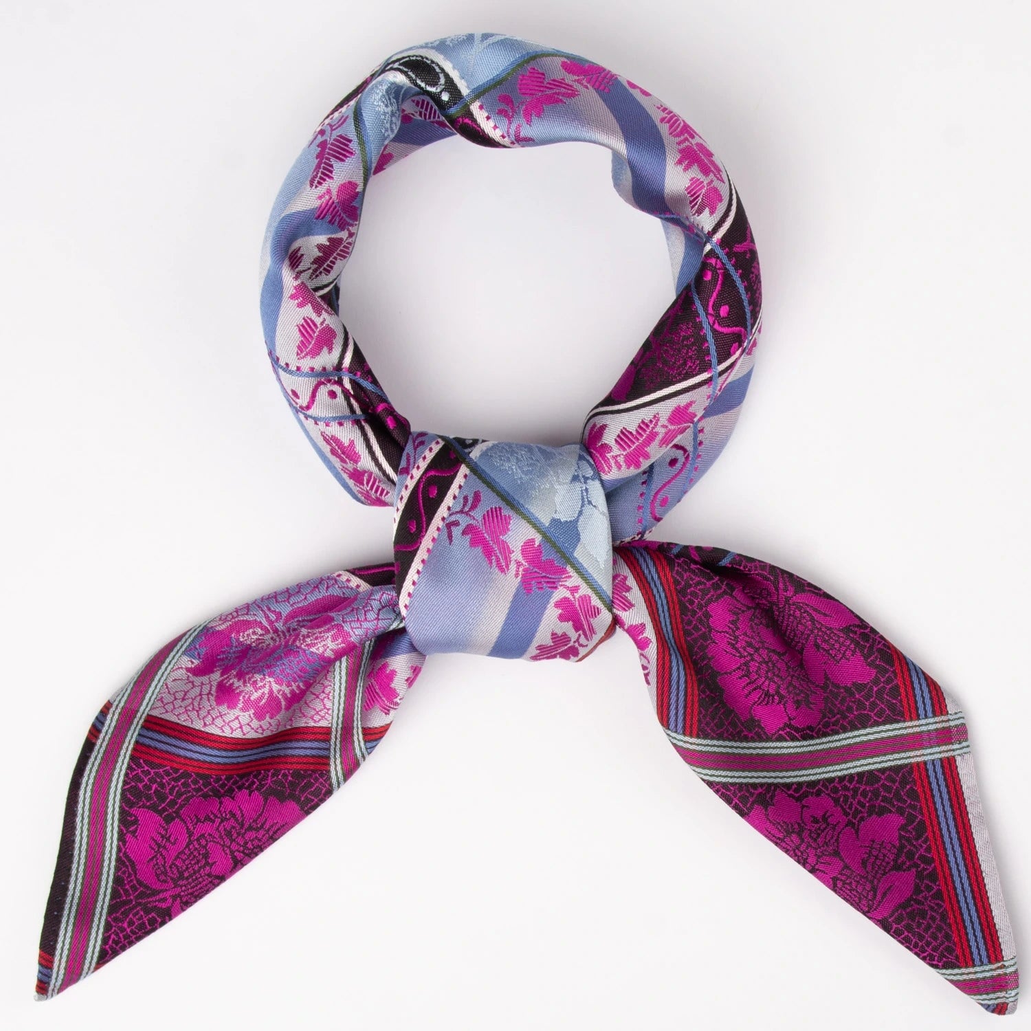 Eufemia Silkeskjerf ⎜ 12