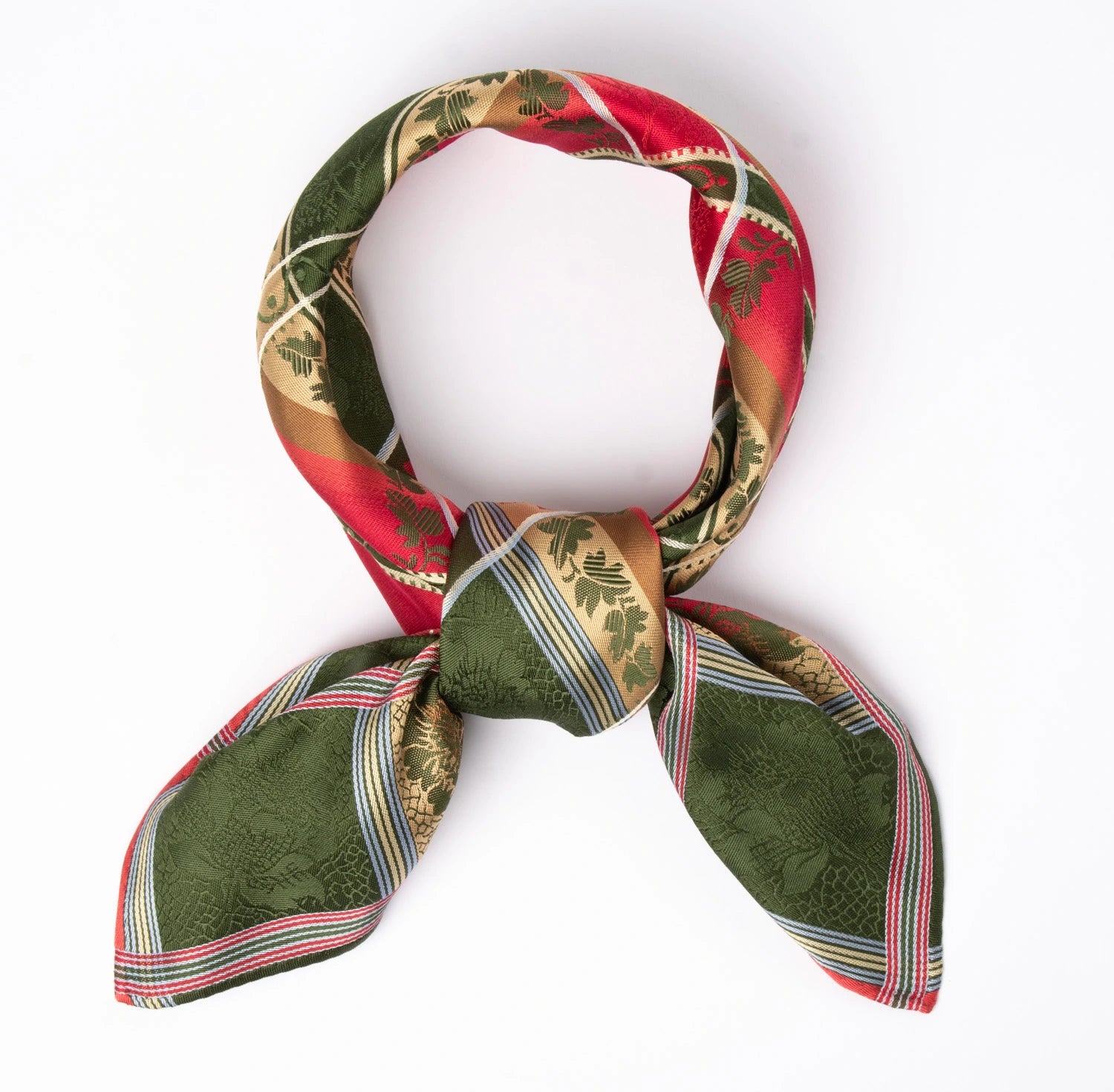 Eufemia Silkeskjerf ⎜ 30