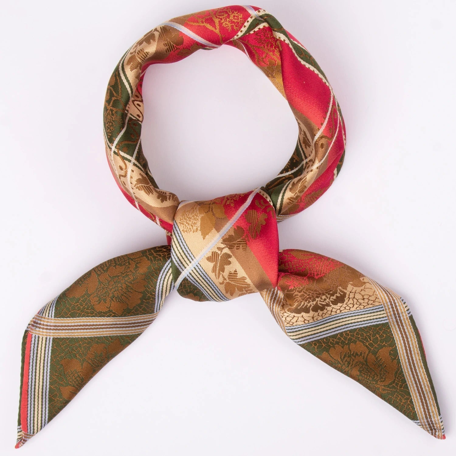 Eufemia Silkeskjerf ⎜ 32