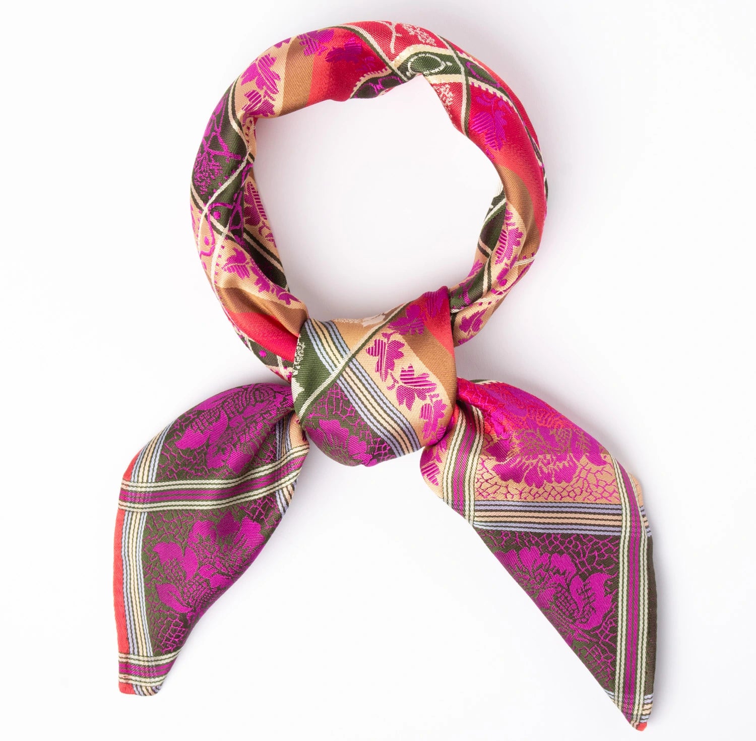 Eufemia Silkeskjerf ⎜ 38