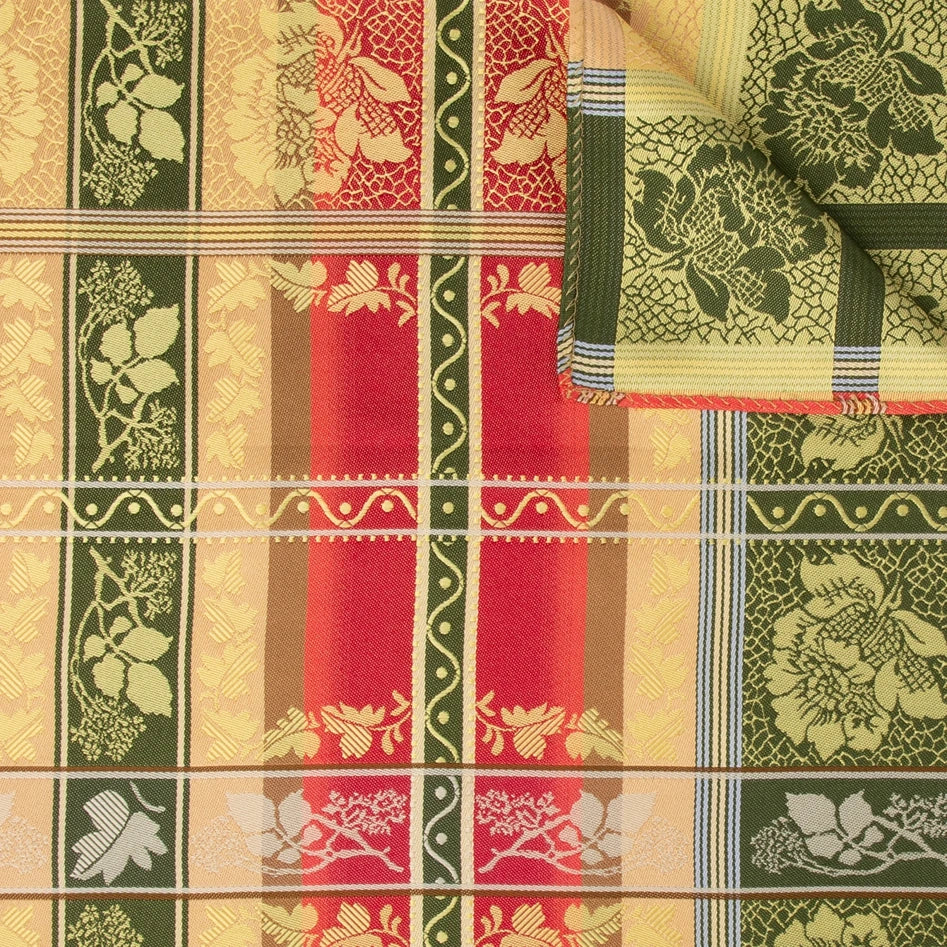 Eufemia Silkeskjerf ⎜ 39