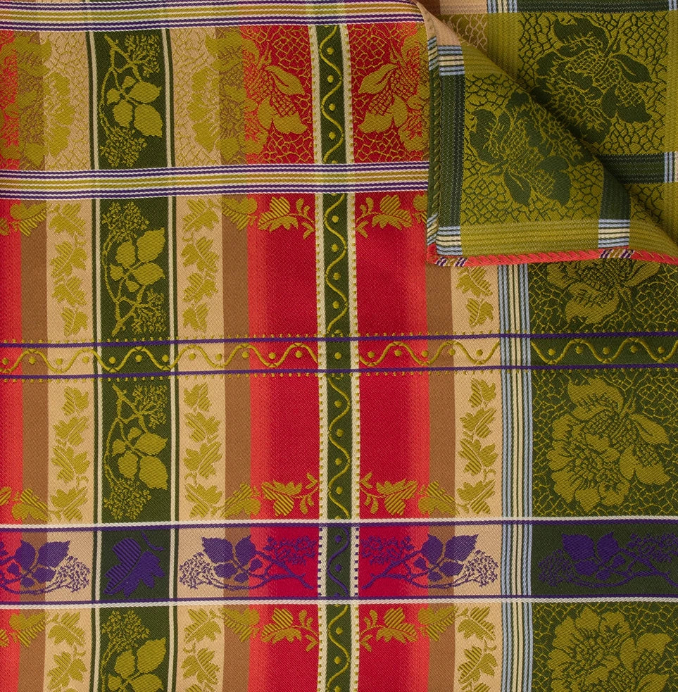 Eufemia Silkeskjerf ⎜ 46