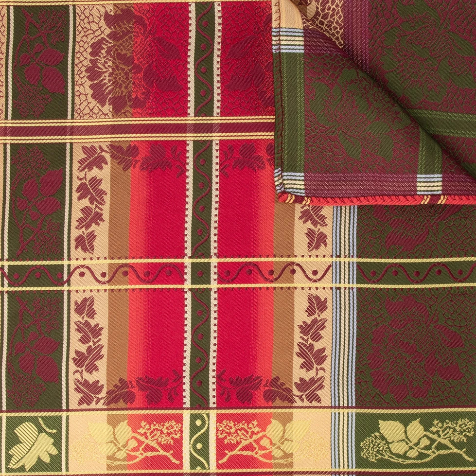 Eufemia Silkeskjerf ⎜ 47