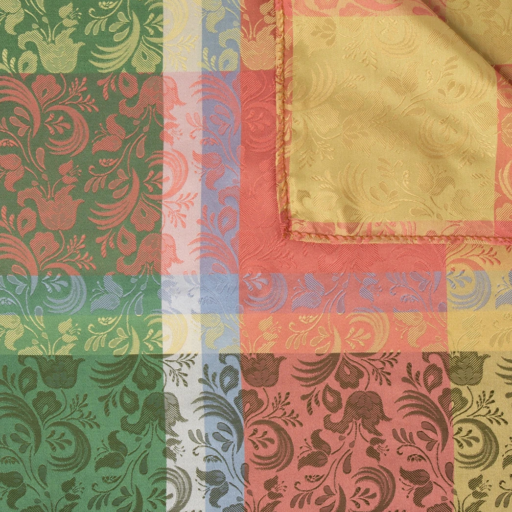 Soria Moria Silkeskjerf  ⎮  90x90cm  ⎮   1