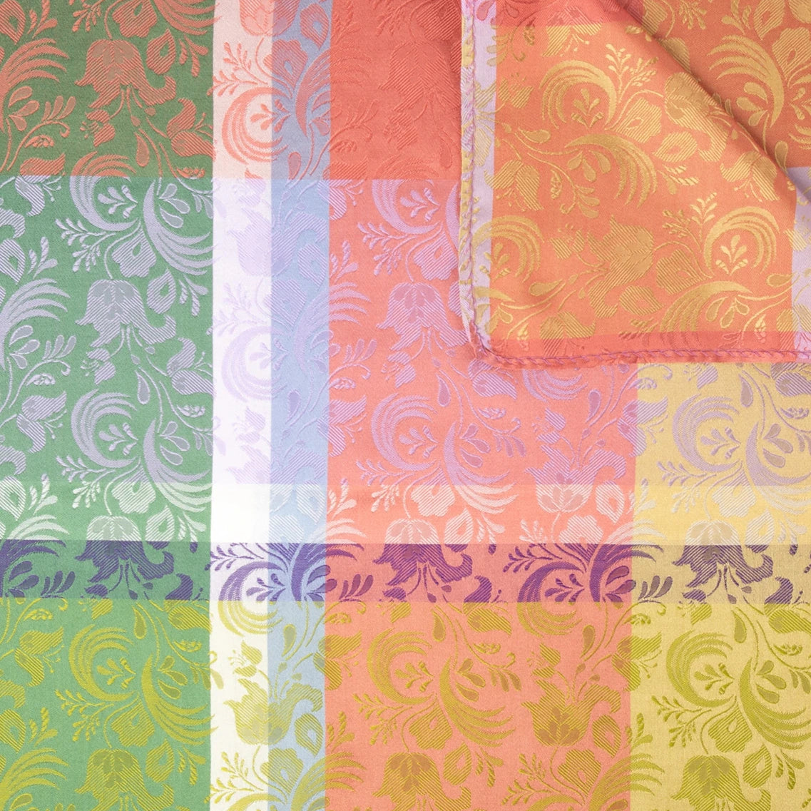 Soria Moria Silkeskjerf  ⎮  90x90cm  ⎮   11