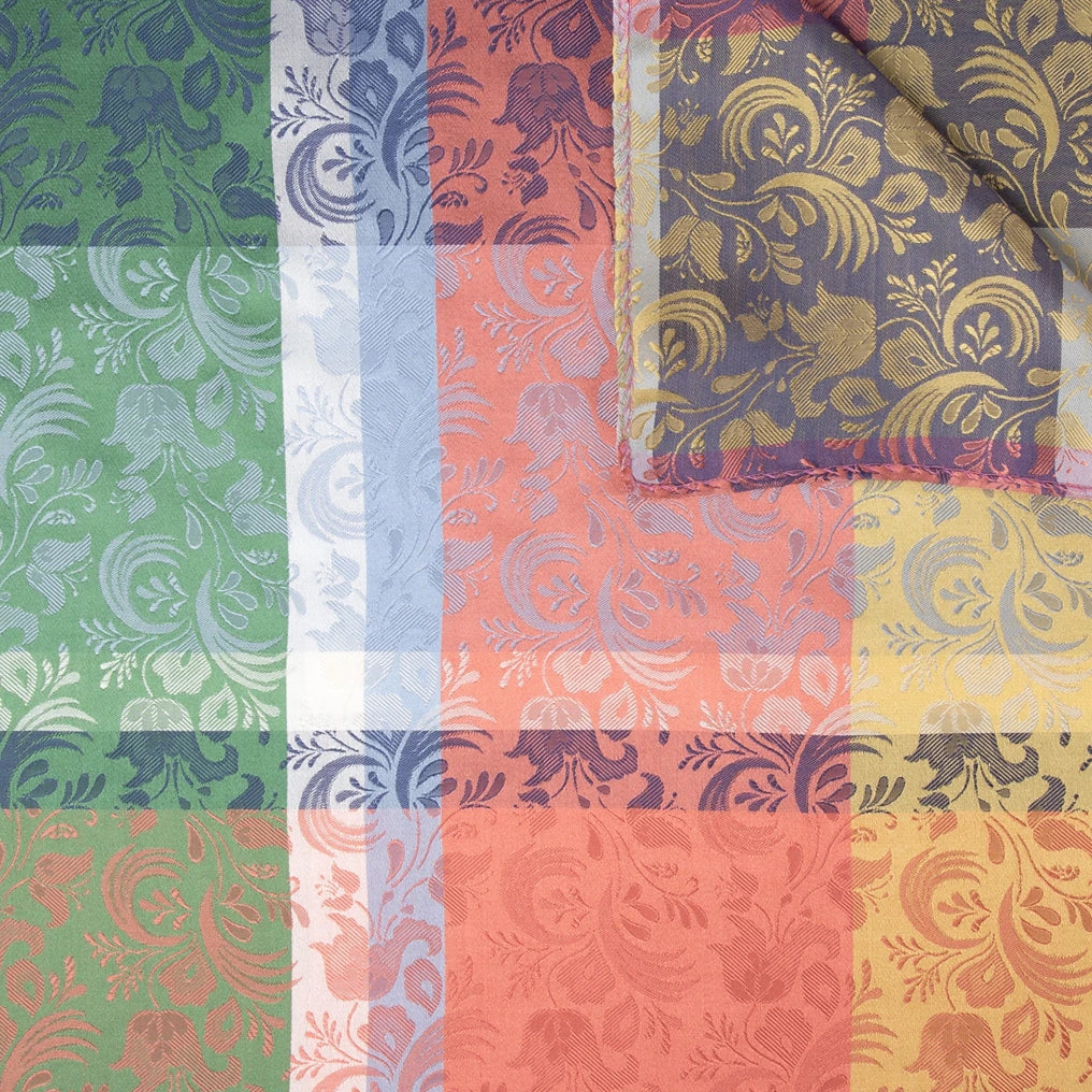 Soria Moria Silkeskjerf  ⎮  90x90cm  ⎮   12