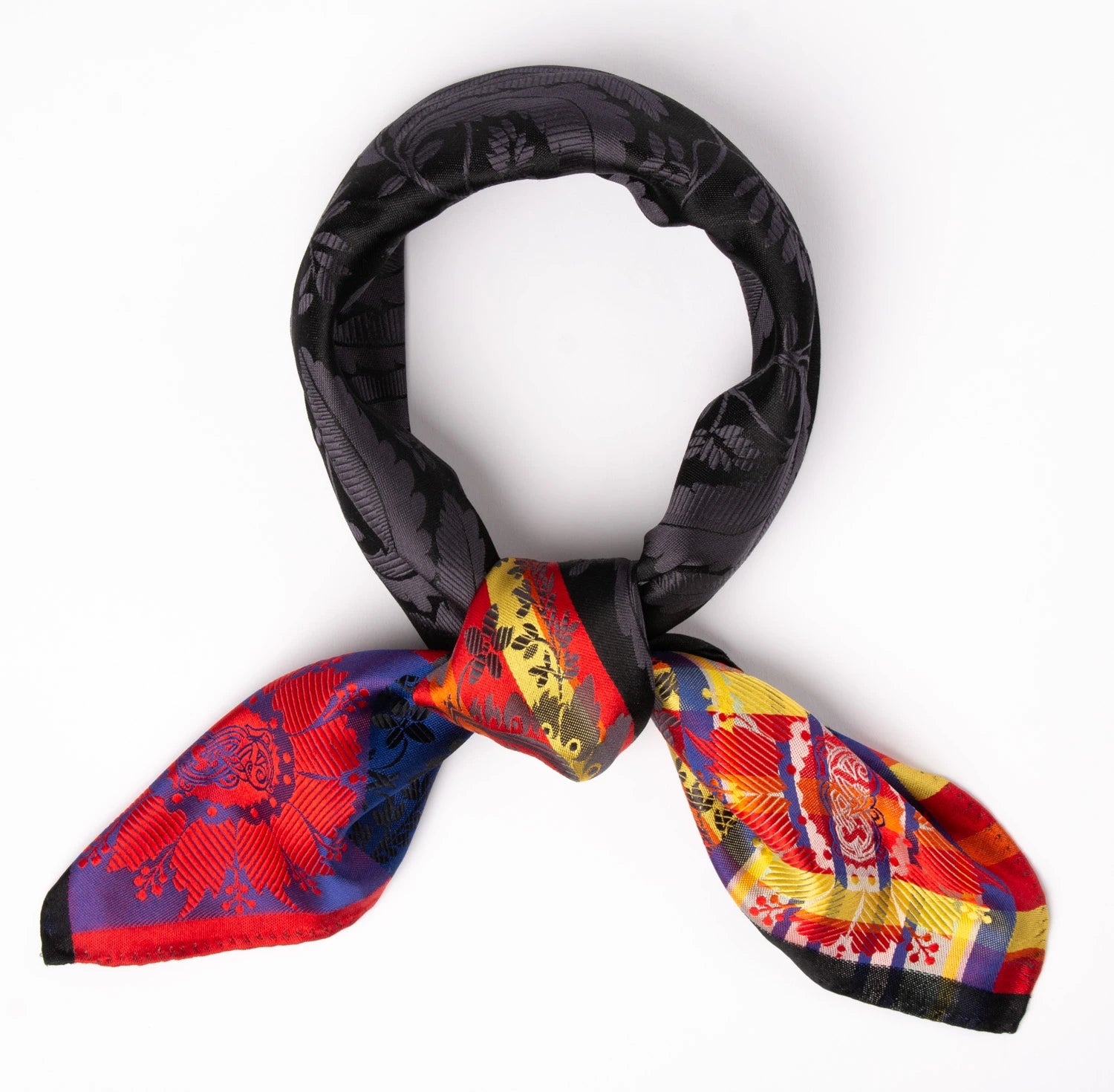 Millenium Silkeskjerf  ⎮  12