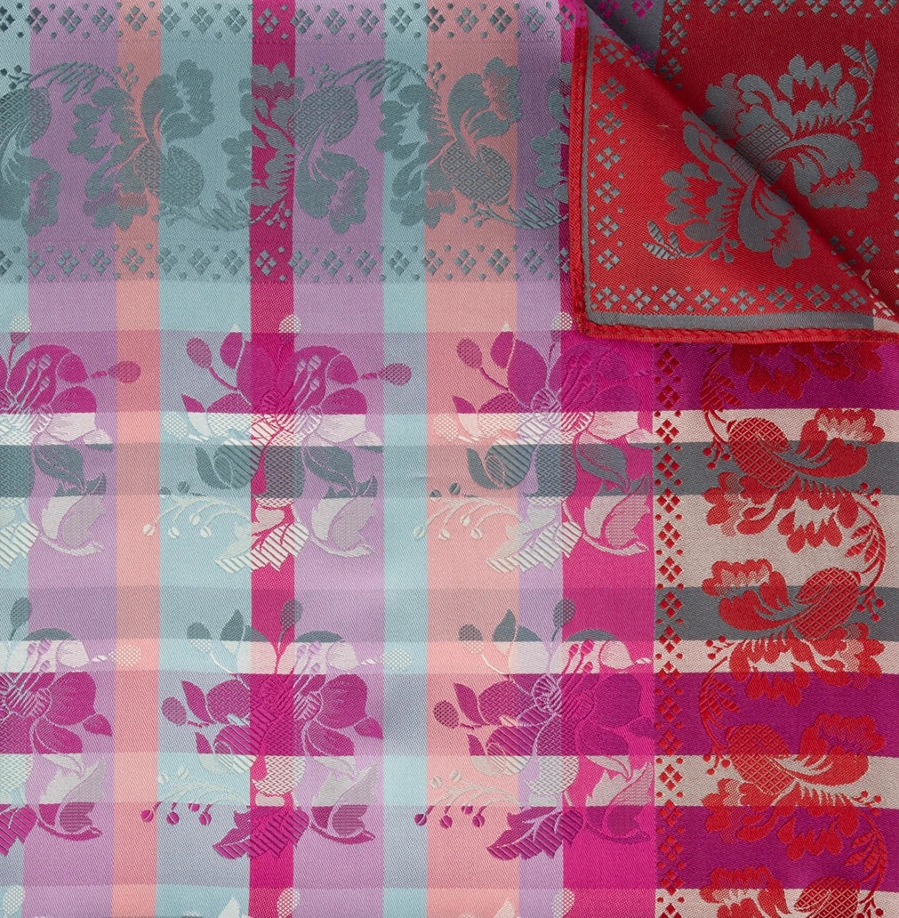 Gabriella Silkeskjerf ⎜ 07