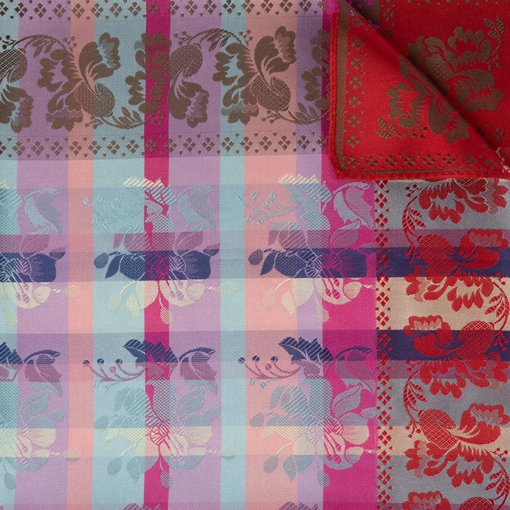 Gabriella Silkeskjerf ⎜ 08