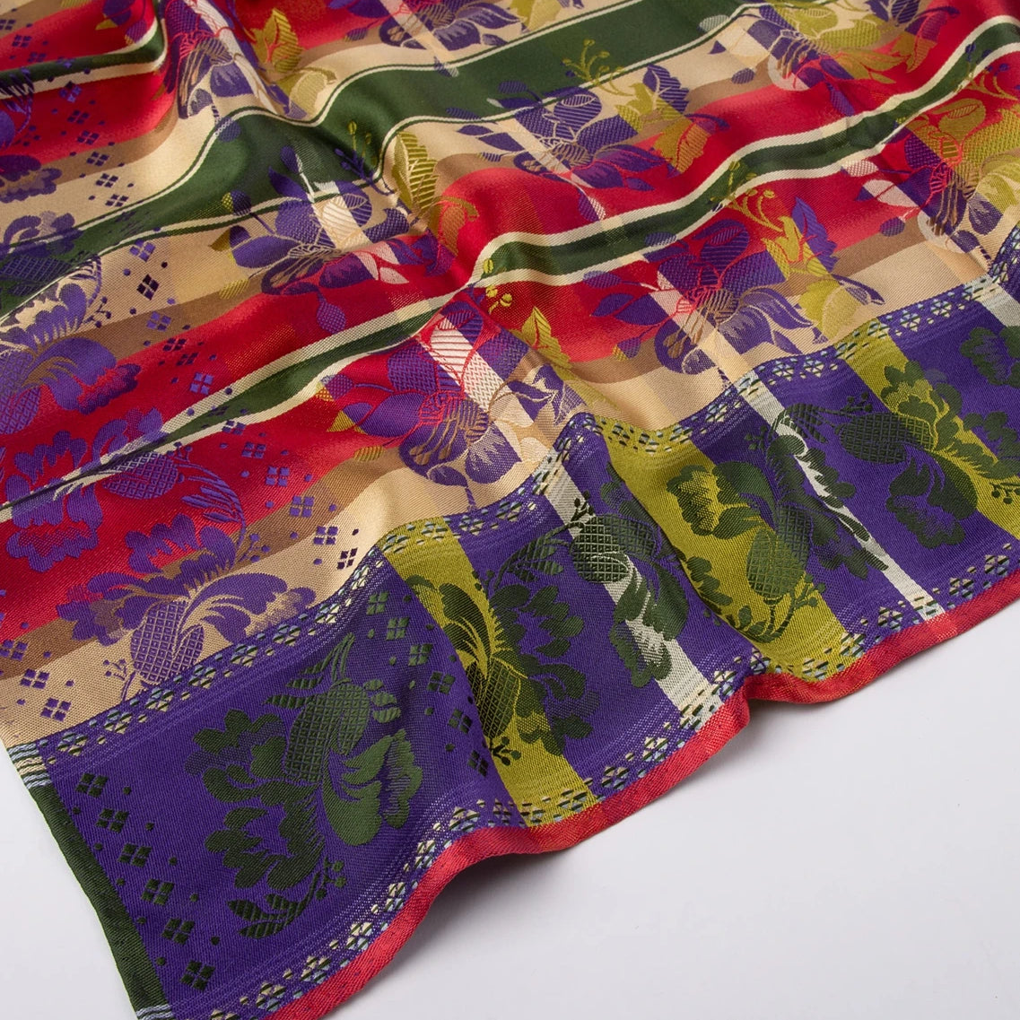 Gabriella Silkeskjerf ⎜ 45