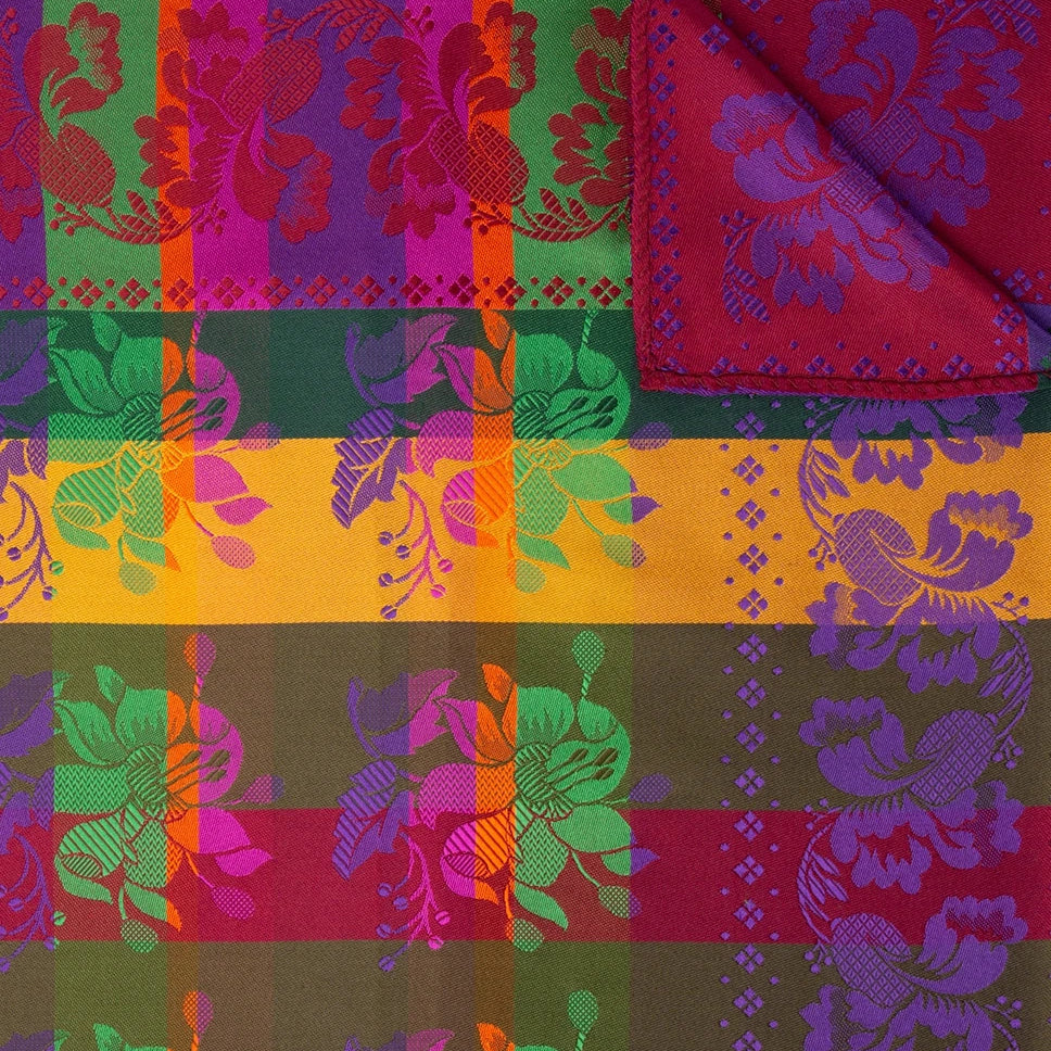 Gabriella Silkeskjerf ⎜ 401