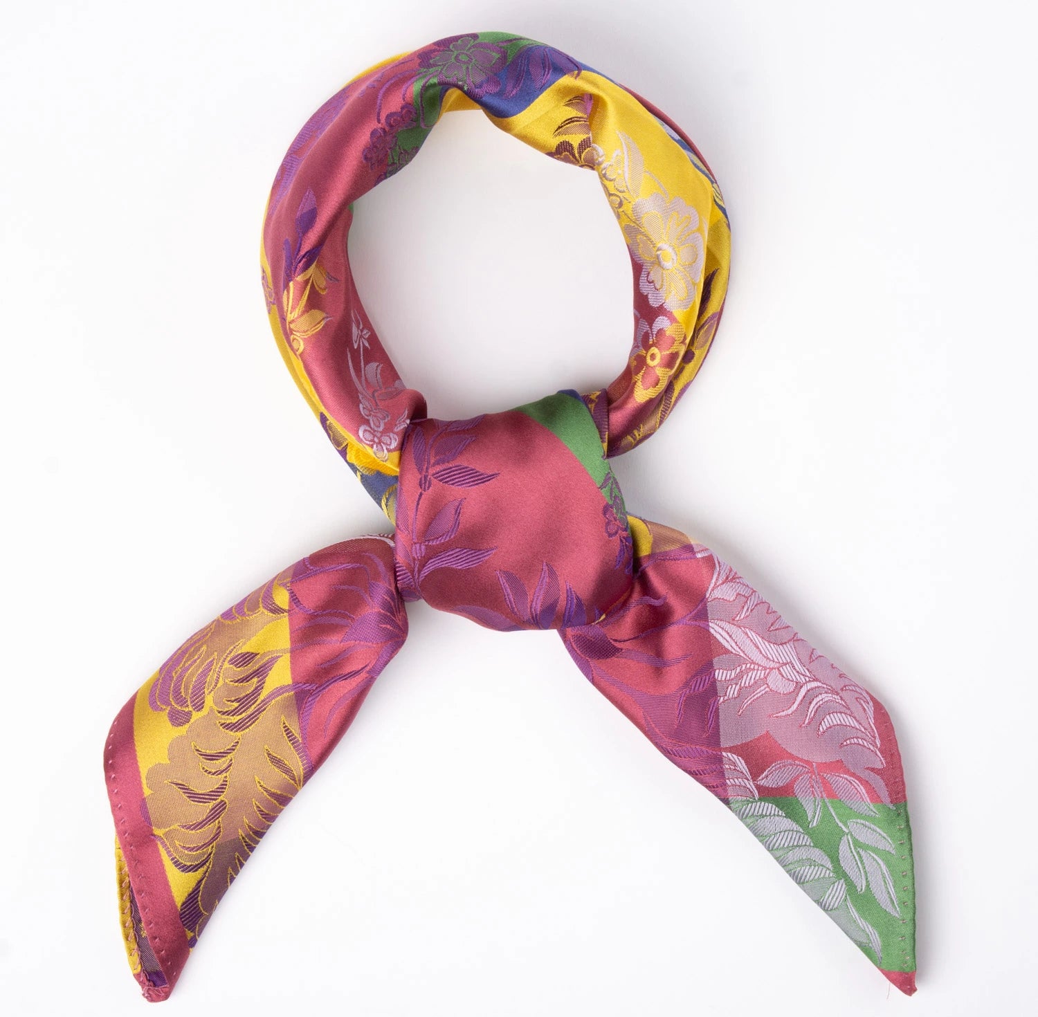 Almoge Silkeskjerf  ⎮  5