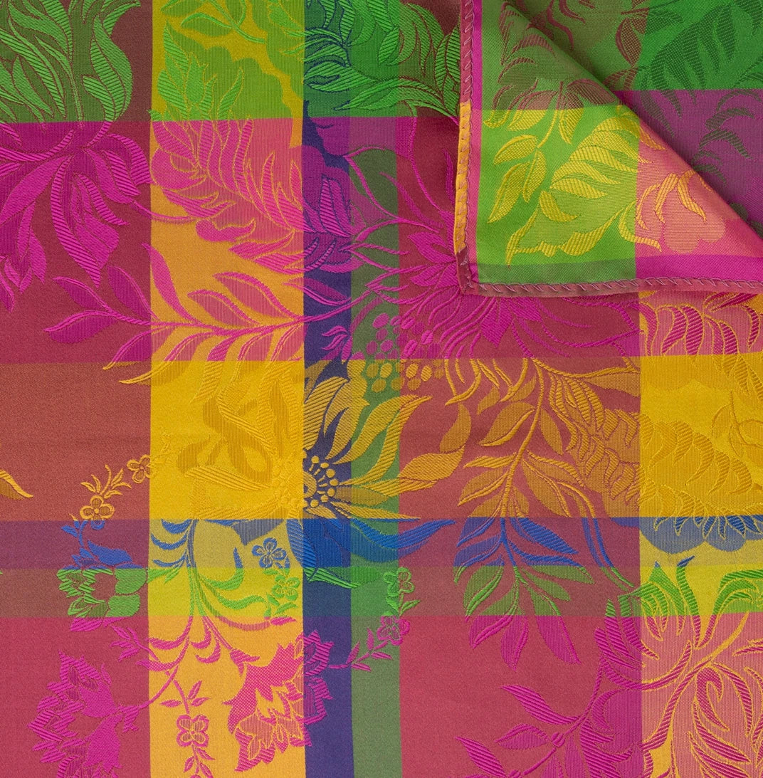 Almoge Silkeskjerf  ⎮  6