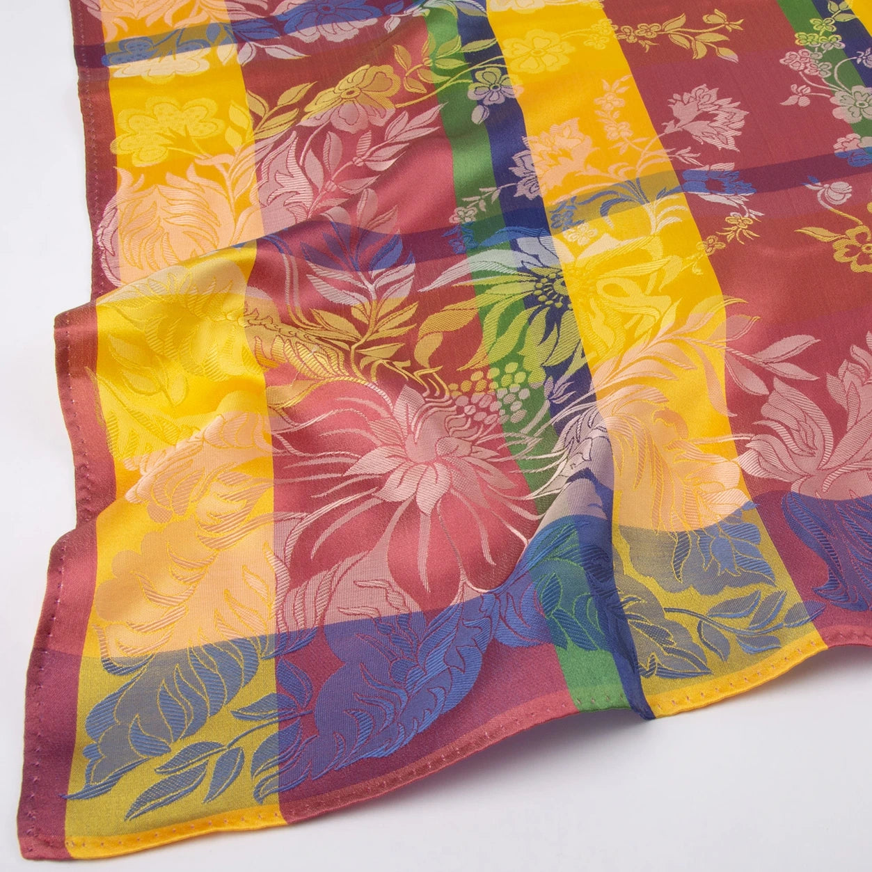 Almoge Silkeskjerf  ⎮  10