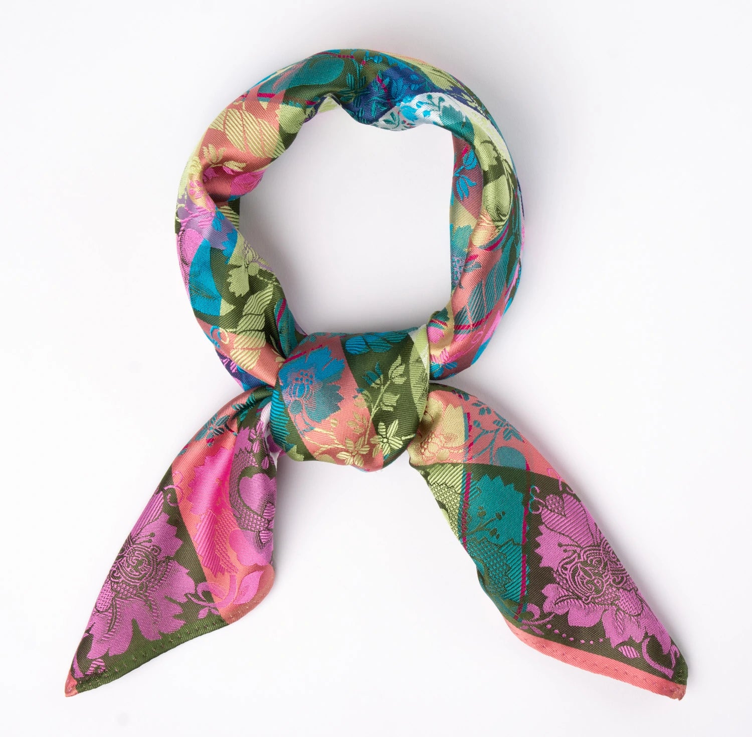 Estelle Silkeskjerf  ⎮  27