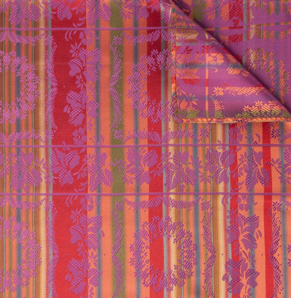 Victoria Silkeskjerf  ⎮  57