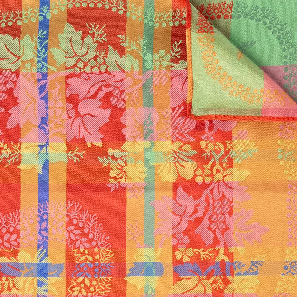 Madeleine Silkeskjerf  ⎮  1