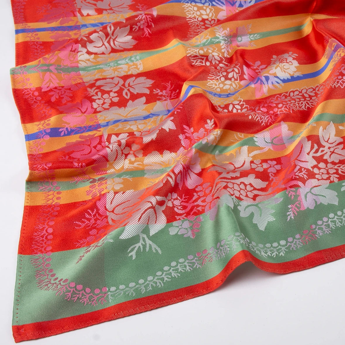 Madeleine Silkeskjerf  ⎮  11