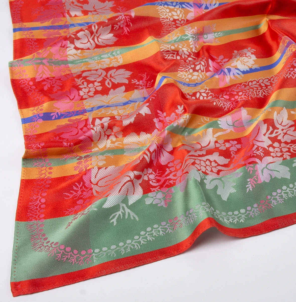 Madeleine Silkeskjerf  ⎮  11