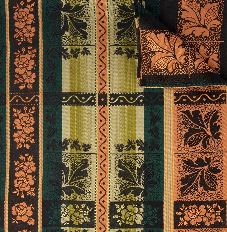 Lise Silkeskjerf  ⎮  50