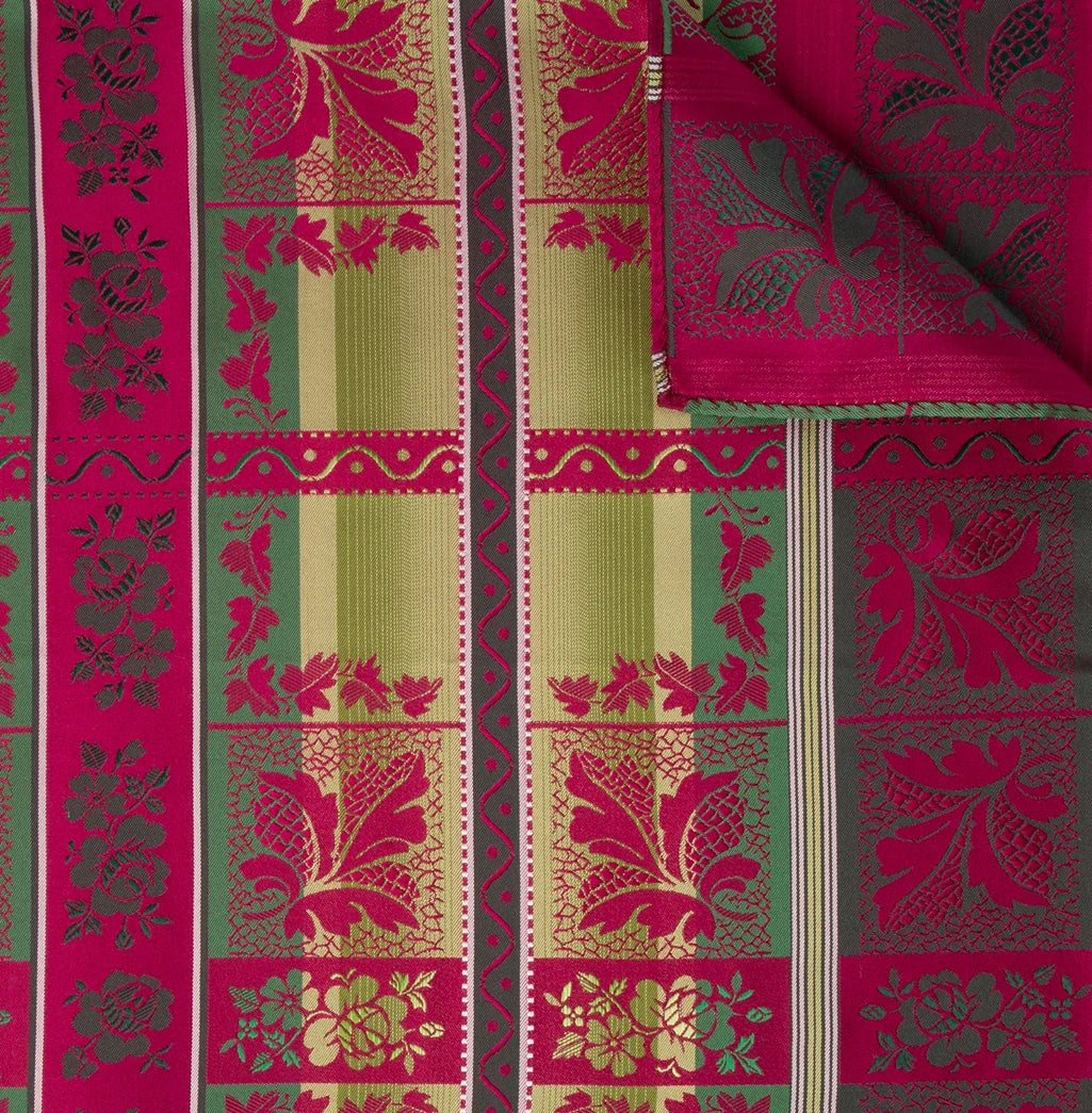 Lise Silkeskjerf  ⎮  200