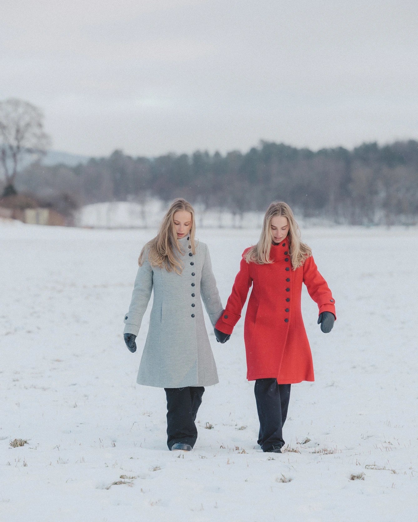 Helle ullkåpe  ⎮  Rød